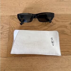 Otra - Mabel Sunglasses in Black